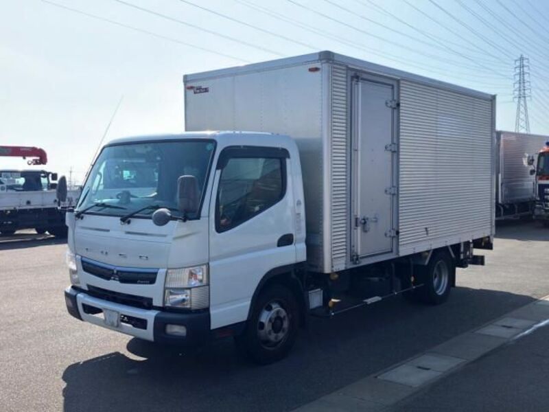 MITSUBISHI CANTER