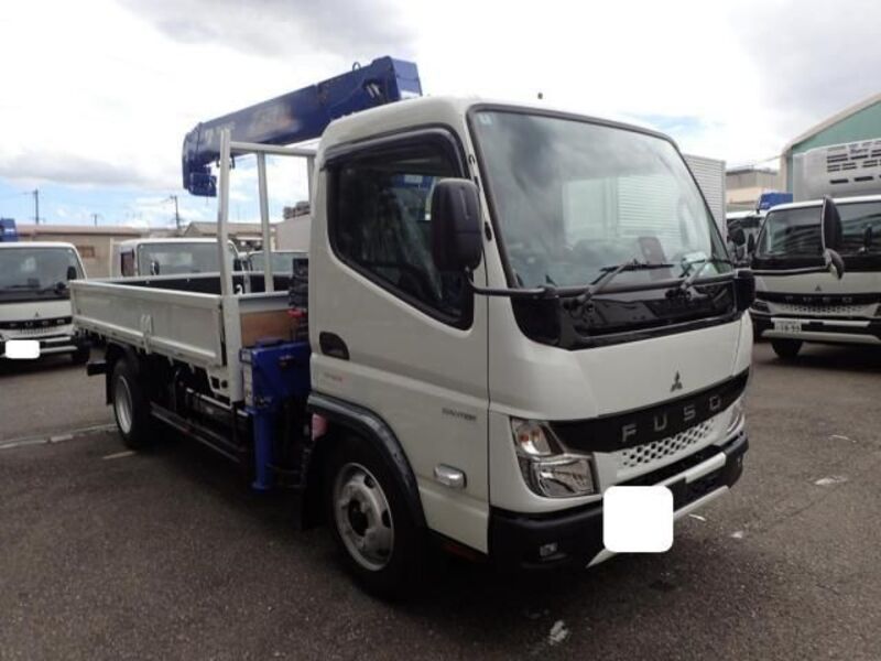 MITSUBISHI CANTER