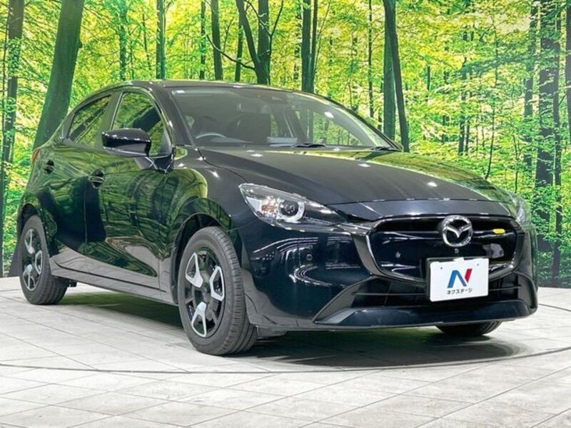 MAZDA2