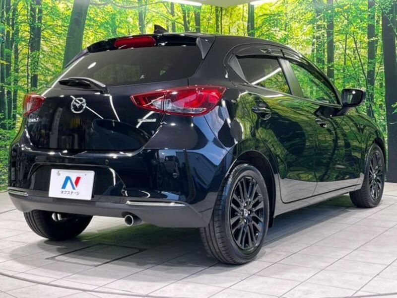 MAZDA2
