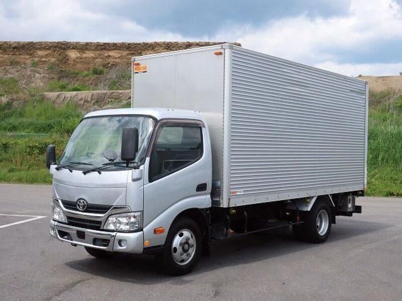 TOYOTA DYNA