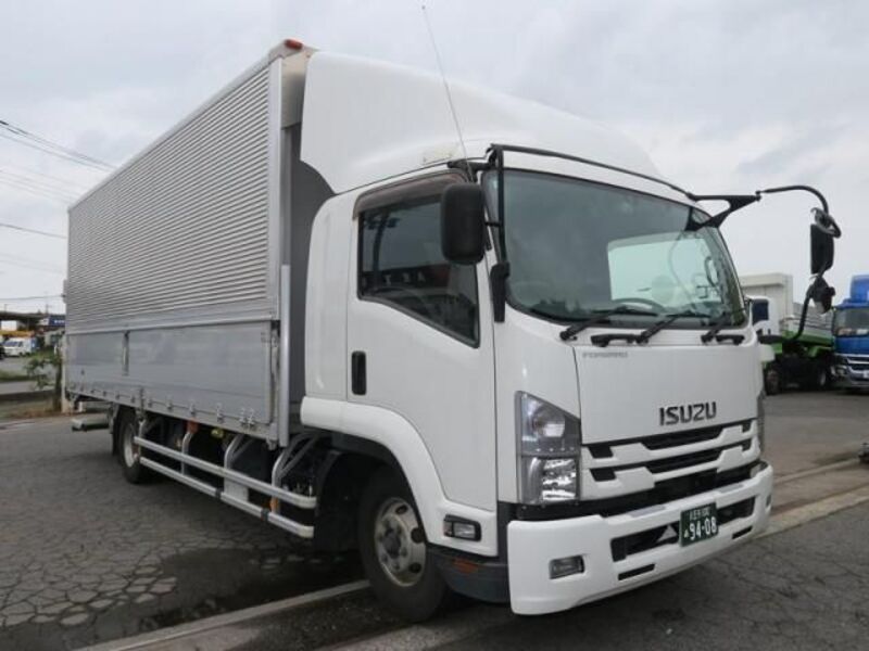 ISUZU FORWARD