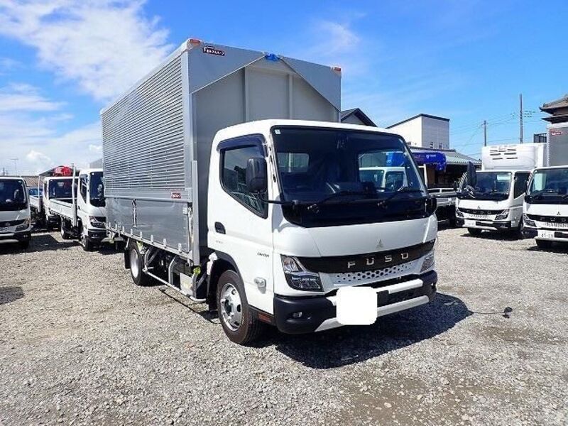 MITSUBISHI CANTER