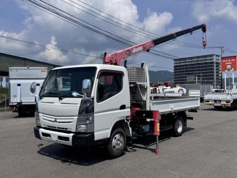MITSUBISHI CANTER