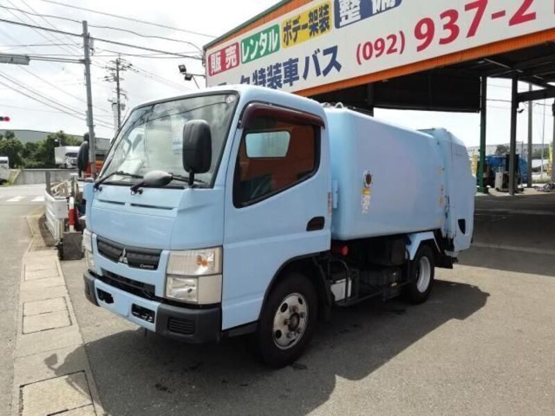 MITSUBISHI CANTER