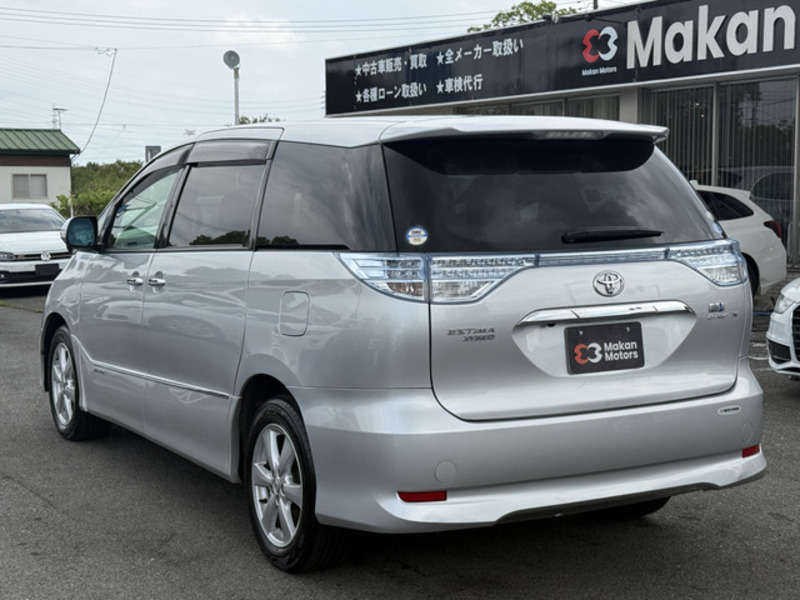 ESTIMA HYBRID