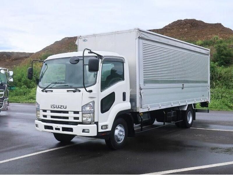 ISUZU FORWARD