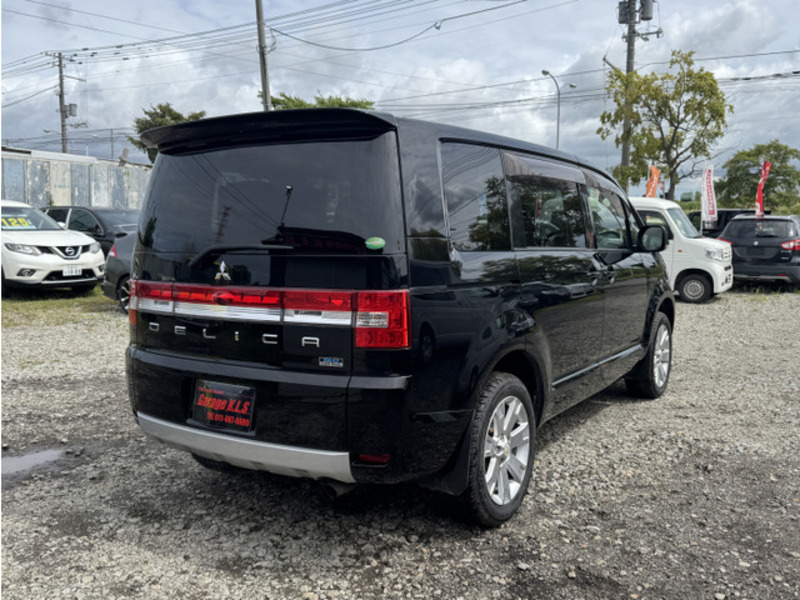 DELICA D5
