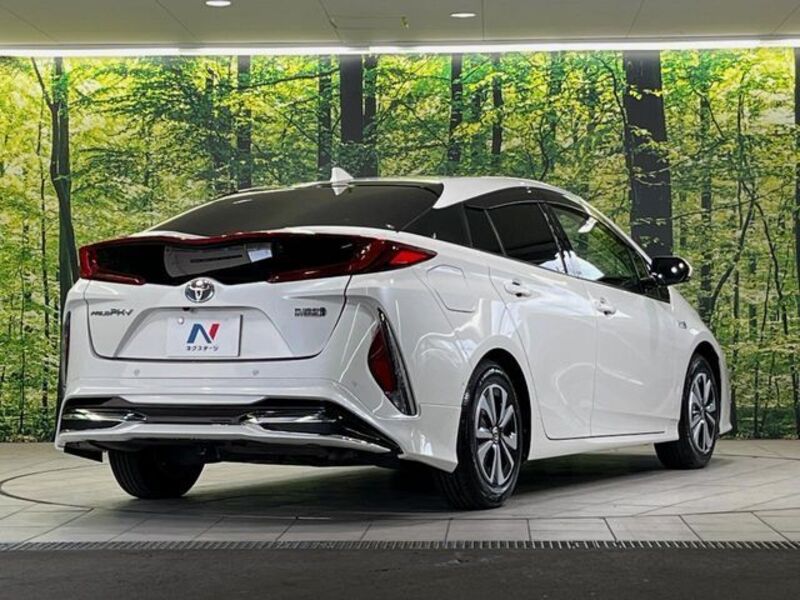 PRIUS PHV