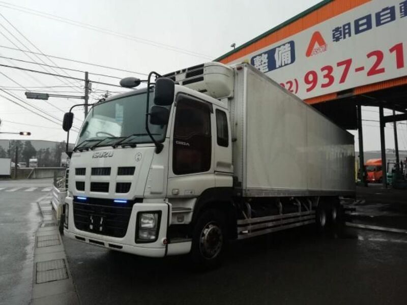 ISUZU GIGA