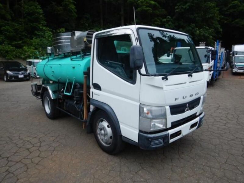 MITSUBISHI CANTER