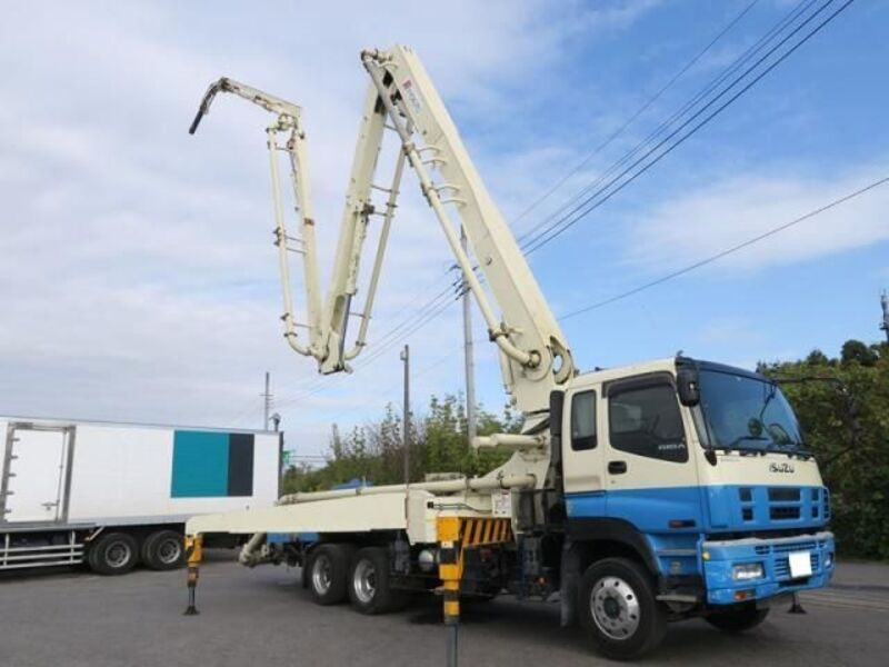 ISUZU GIGA