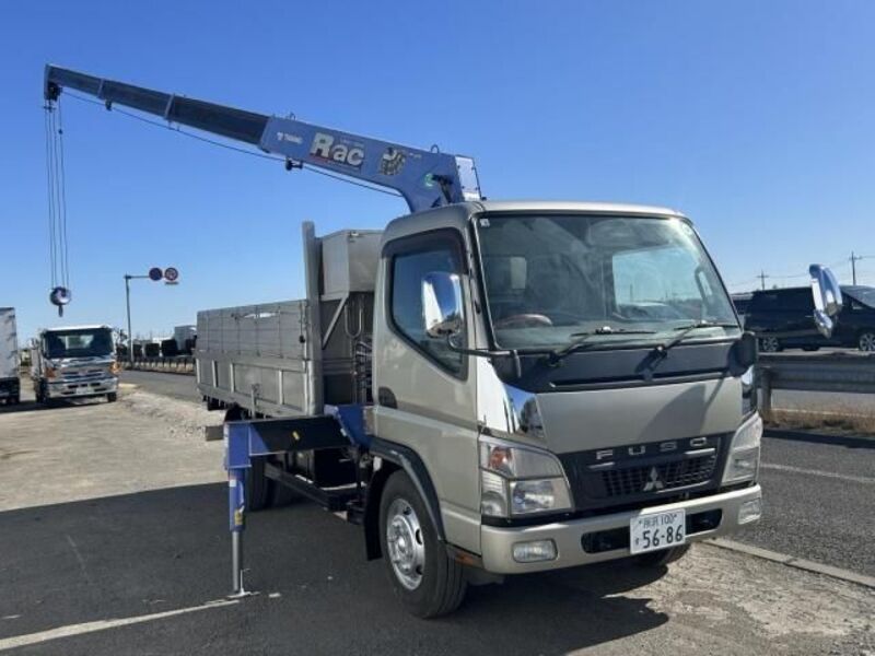 MITSUBISHI CANTER