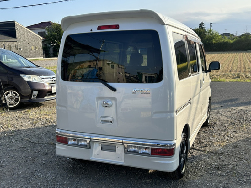 ATRAI WAGON