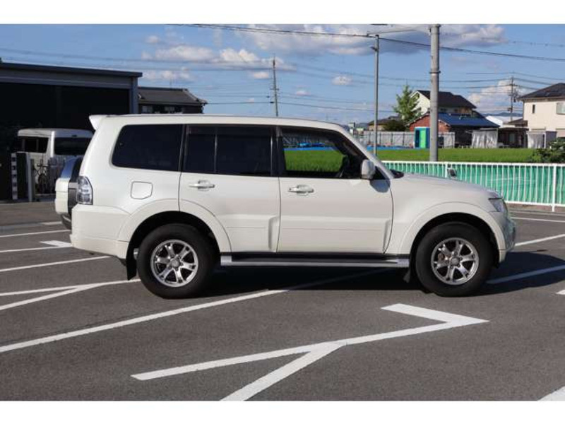 PAJERO