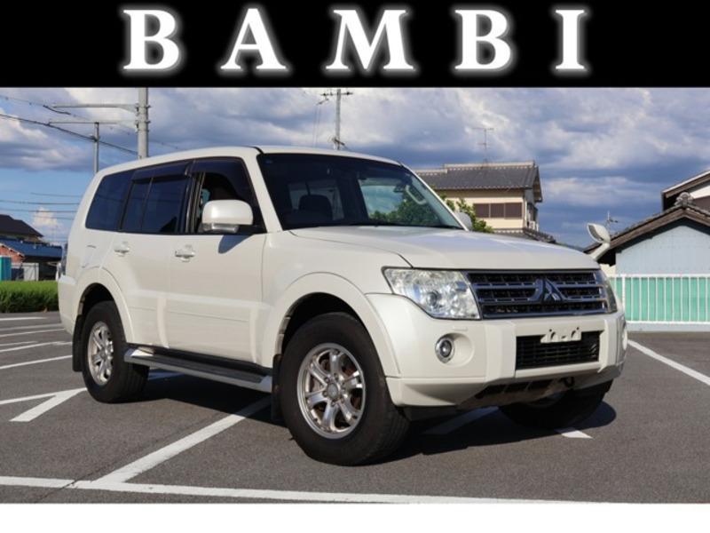 MITSUBISHI PAJERO