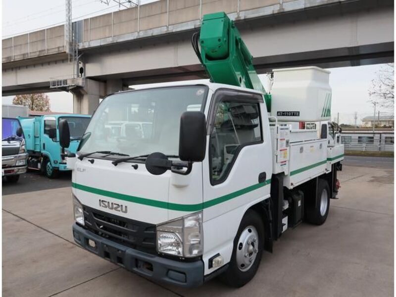 ISUZU ELF