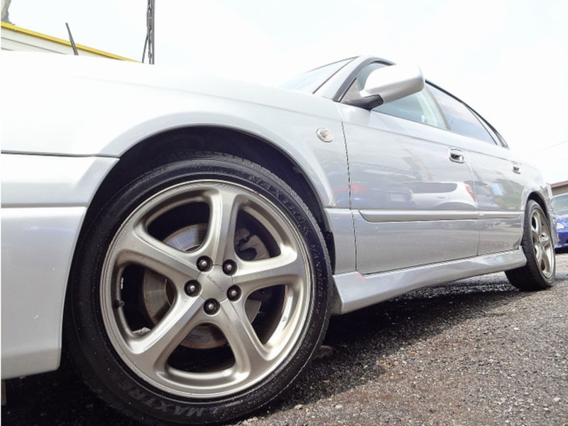 LEGACY B4