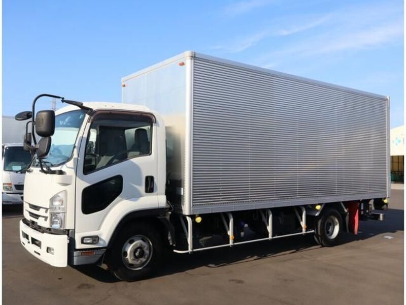 ISUZU FORWARD