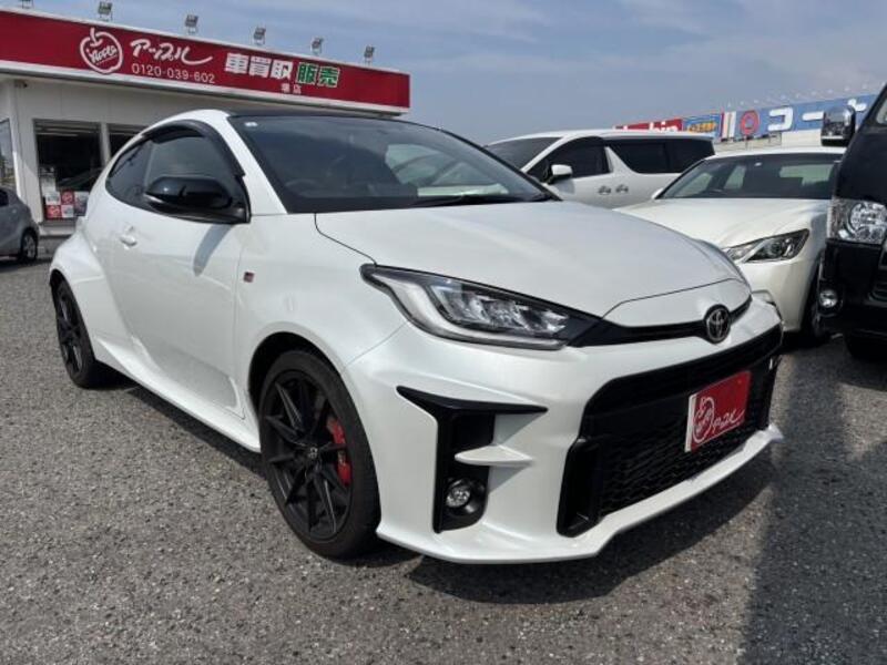 GR YARIS