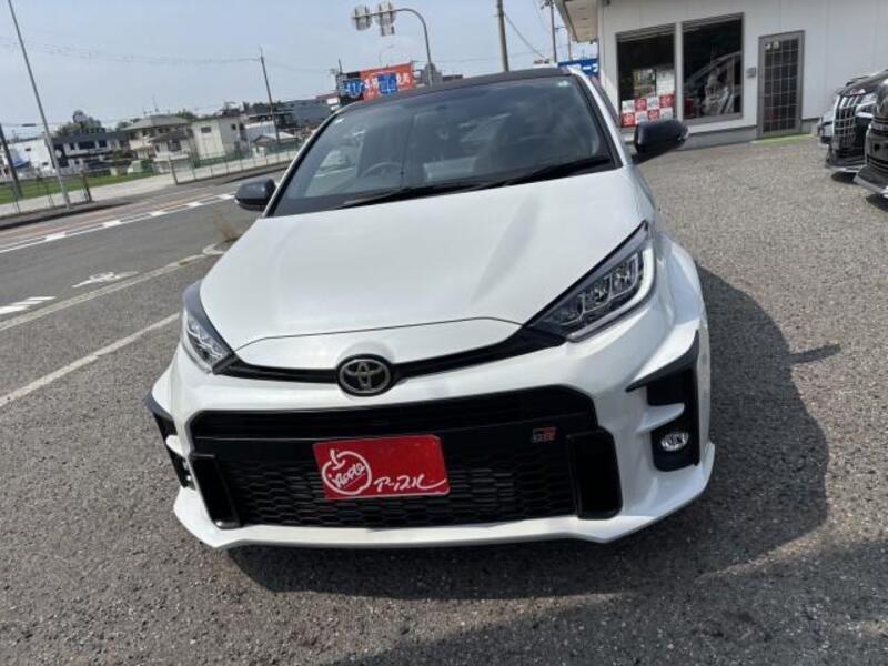 GR YARIS
