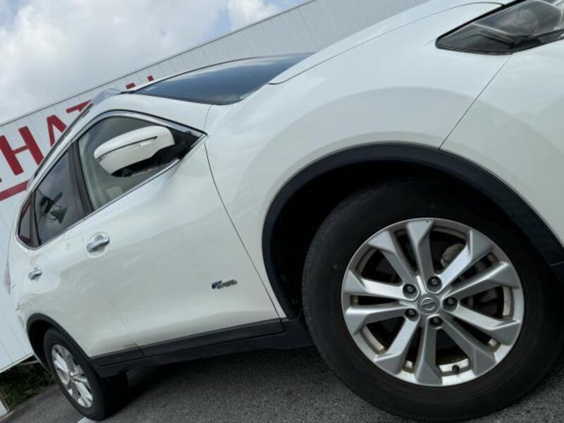 X-TRAIL