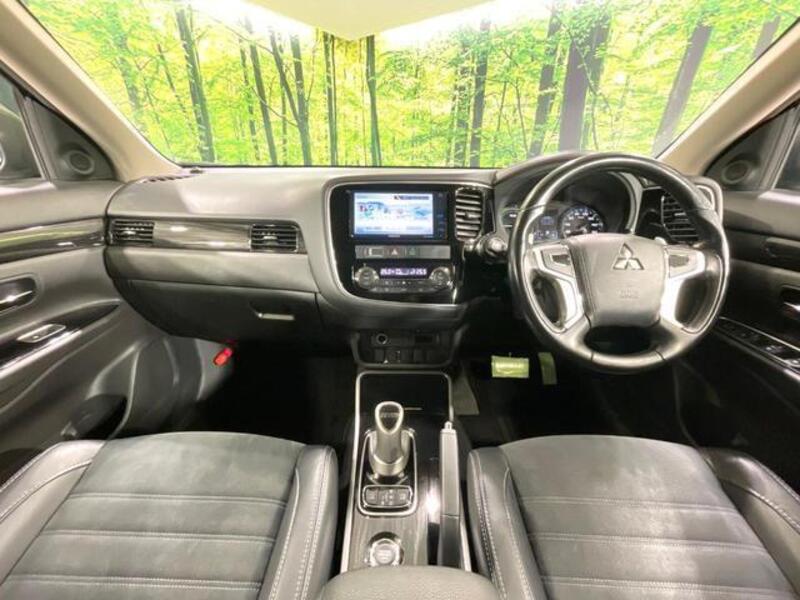 OUTLANDER PHEV