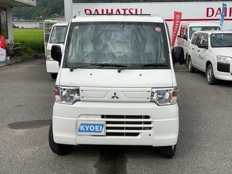 MINICAB TRUCK