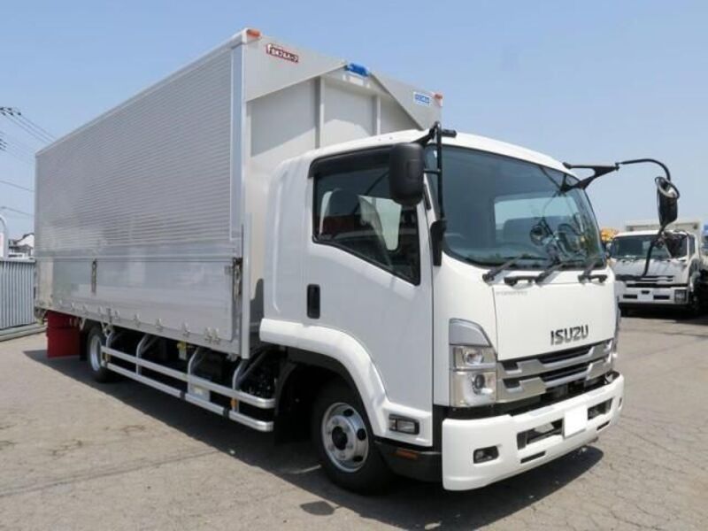 ISUZU FORWARD