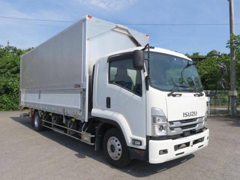 ISUZU FORWARD