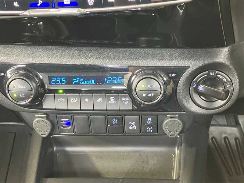 HILUX