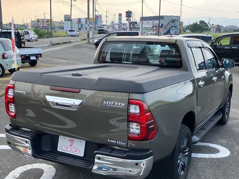 HILUX