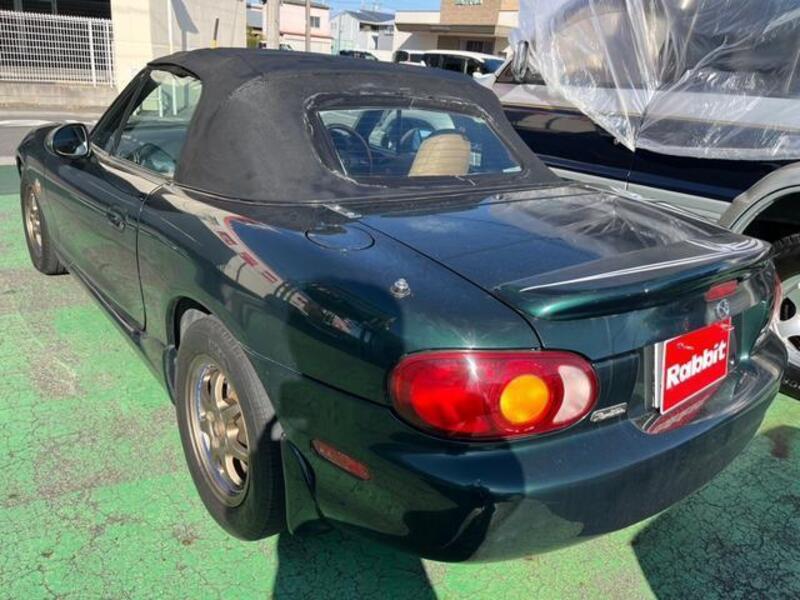 ROADSTER