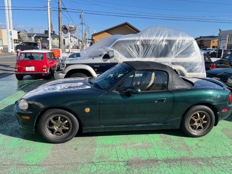 ROADSTER