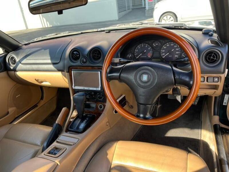 ROADSTER