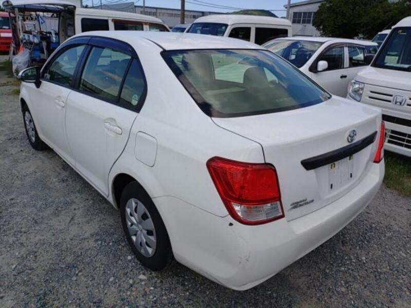 COROLLA AXIO