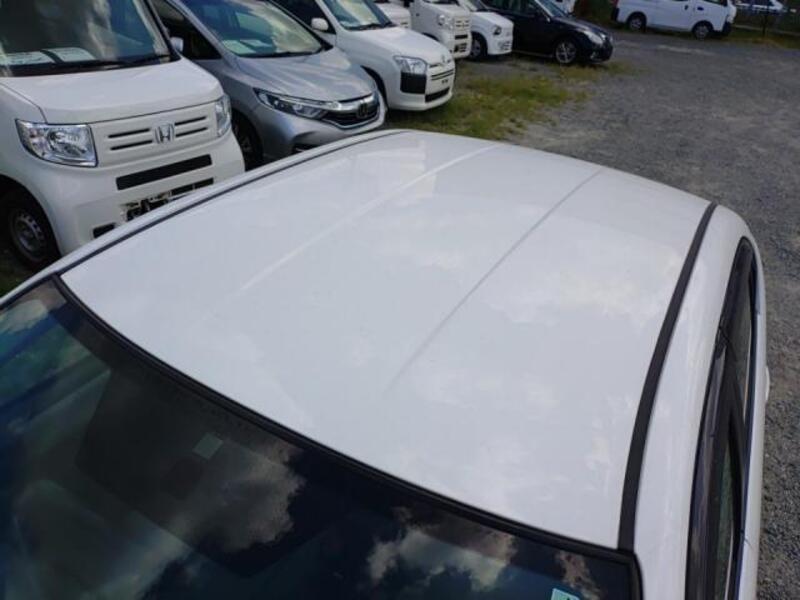 COROLLA AXIO