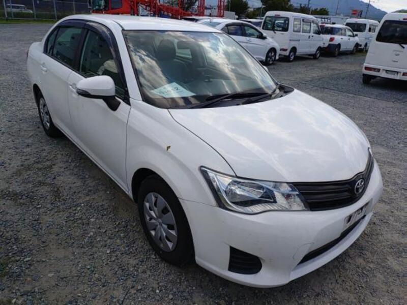 COROLLA AXIO