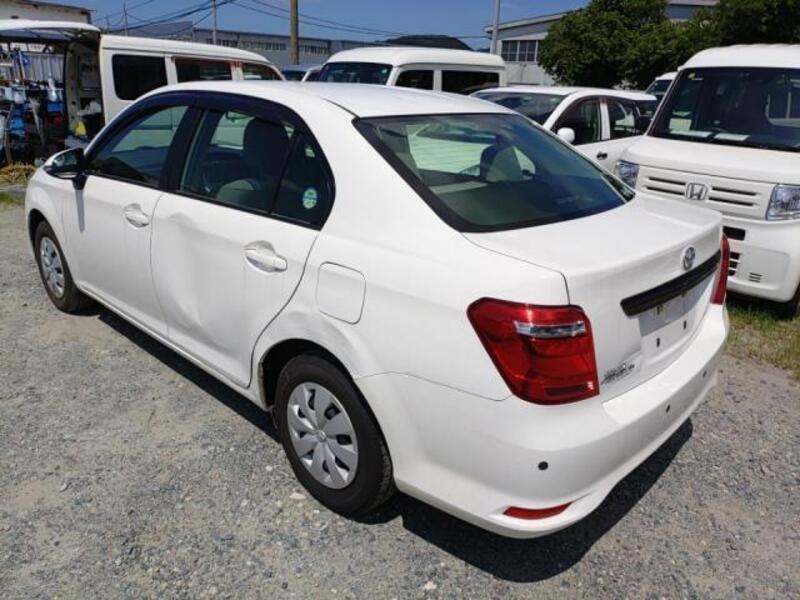 COROLLA AXIO