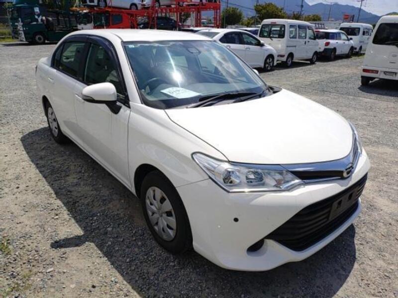 COROLLA AXIO