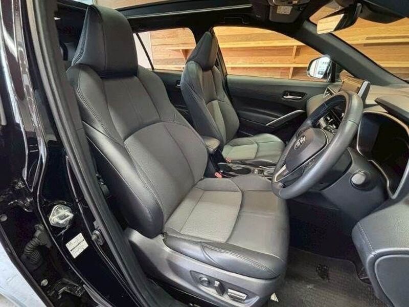 COROLLA CROSS