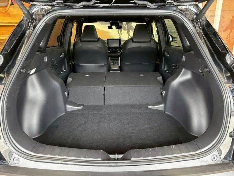 COROLLA CROSS