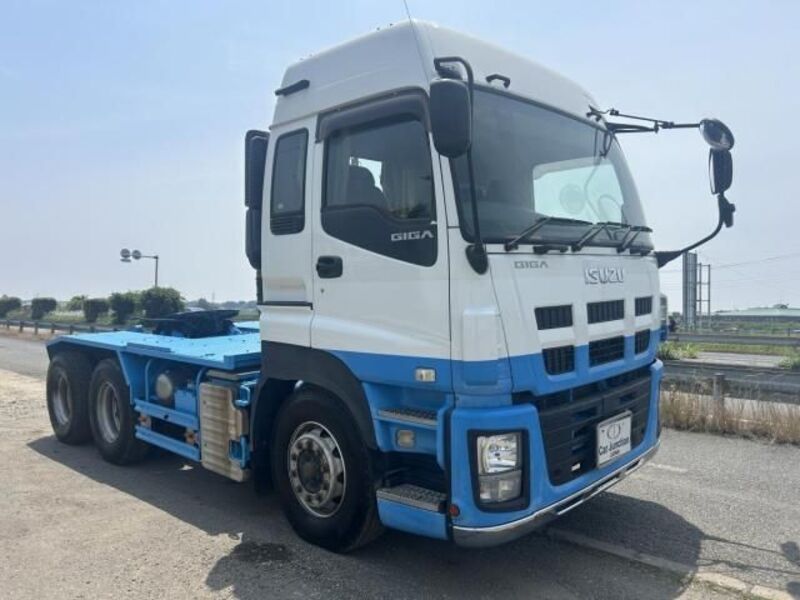 ISUZU GIGA
