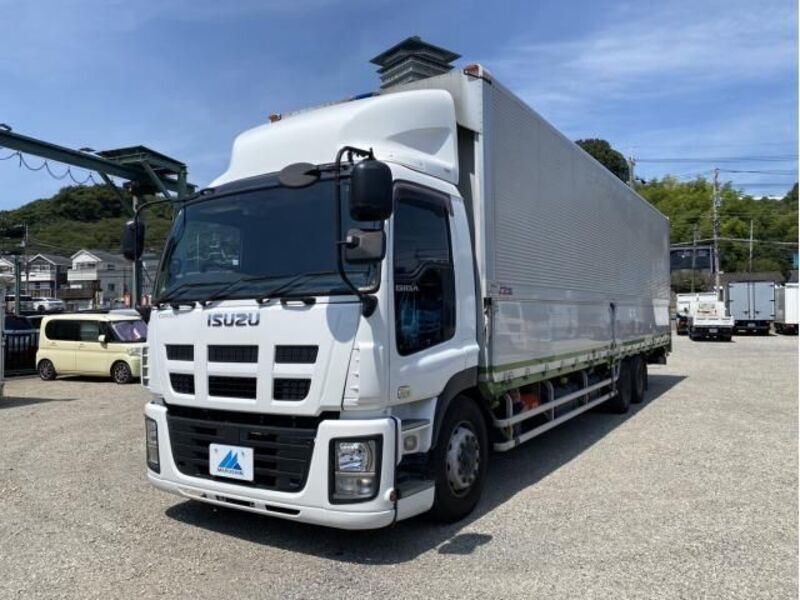 ISUZU GIGA