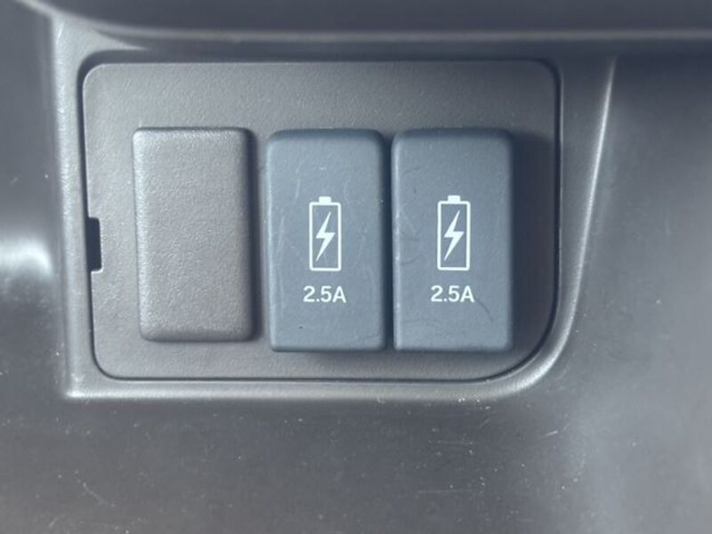 N BOX