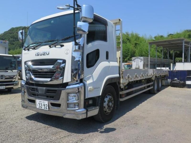 ISUZU GIGA
