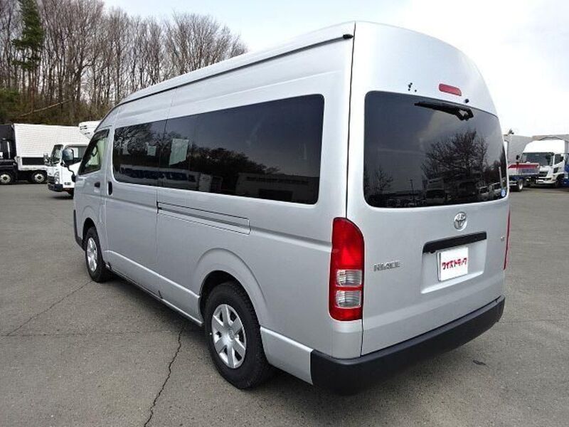 HIACE
