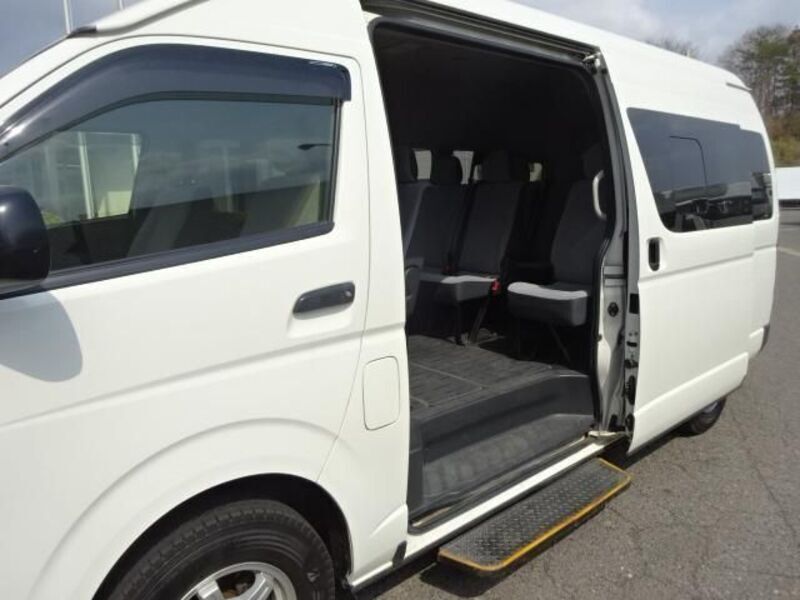 HIACE