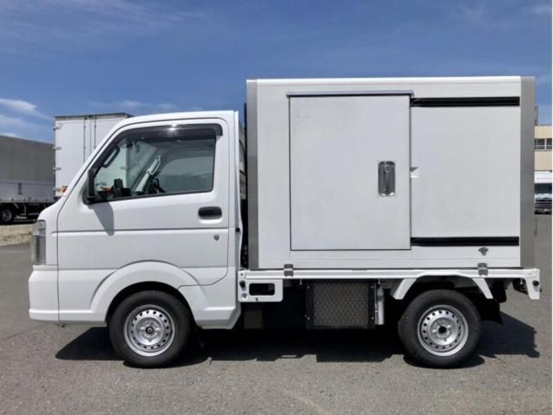 CARRY TRUCK