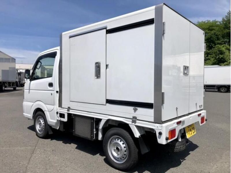 CARRY TRUCK